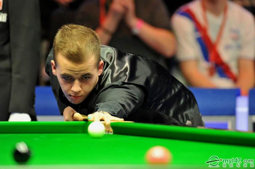 也折射出当 也折射出当