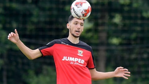 曼联拒绝立 曼联拒绝立